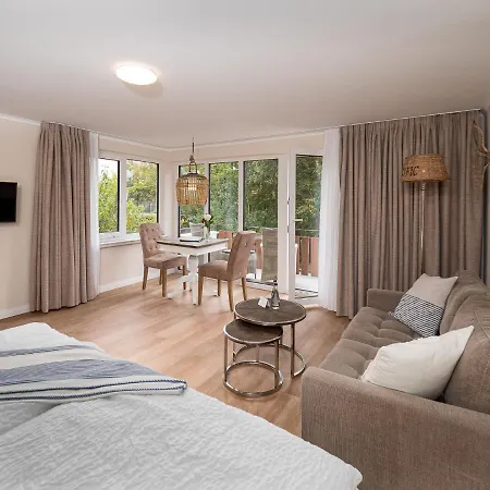 Friesenhof Διαμέρισμα 4*